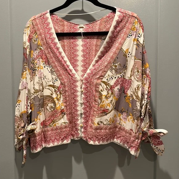 Free People Blouse XS Catch Me If You Can Mixed Print Boxy Crop Oversized - Picture 3 of 4